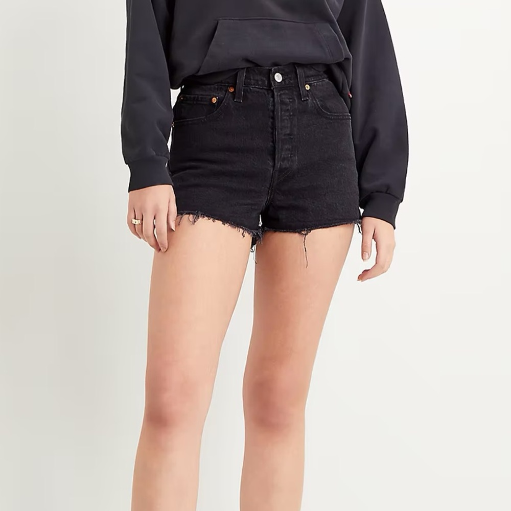 Levi’s | Ribcage Shorts - Picture 5 of 6